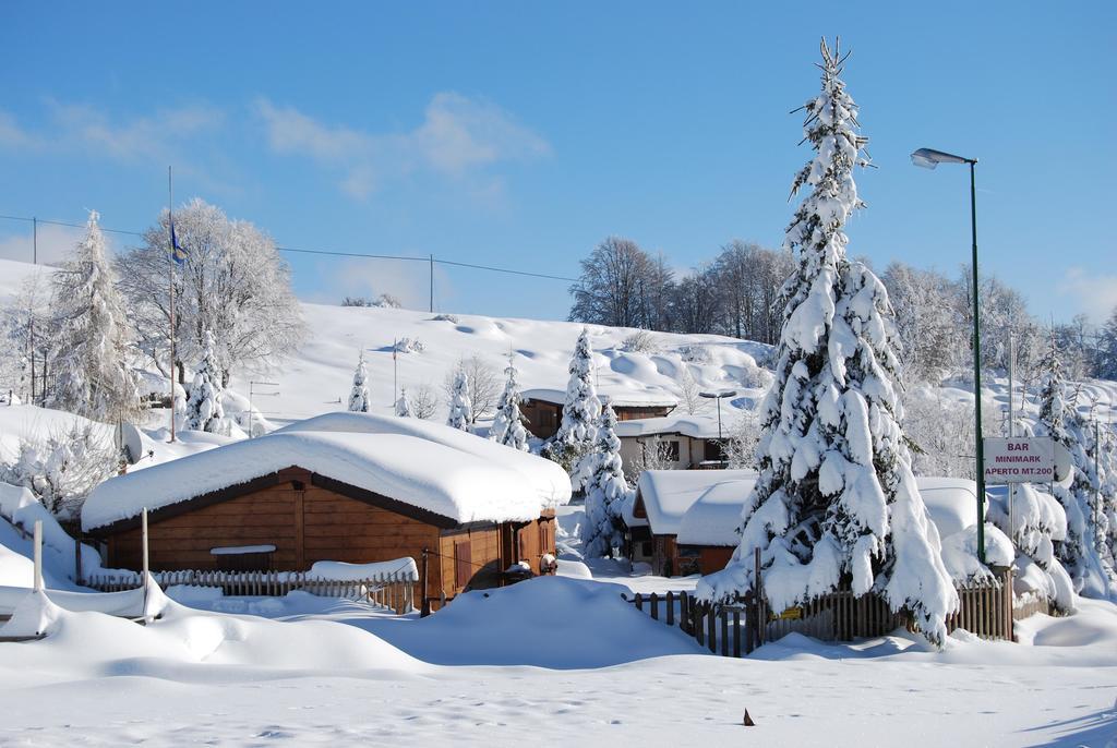 Campeggio Branchetto Hotel Bosco Chiesanuova Kültér fotó